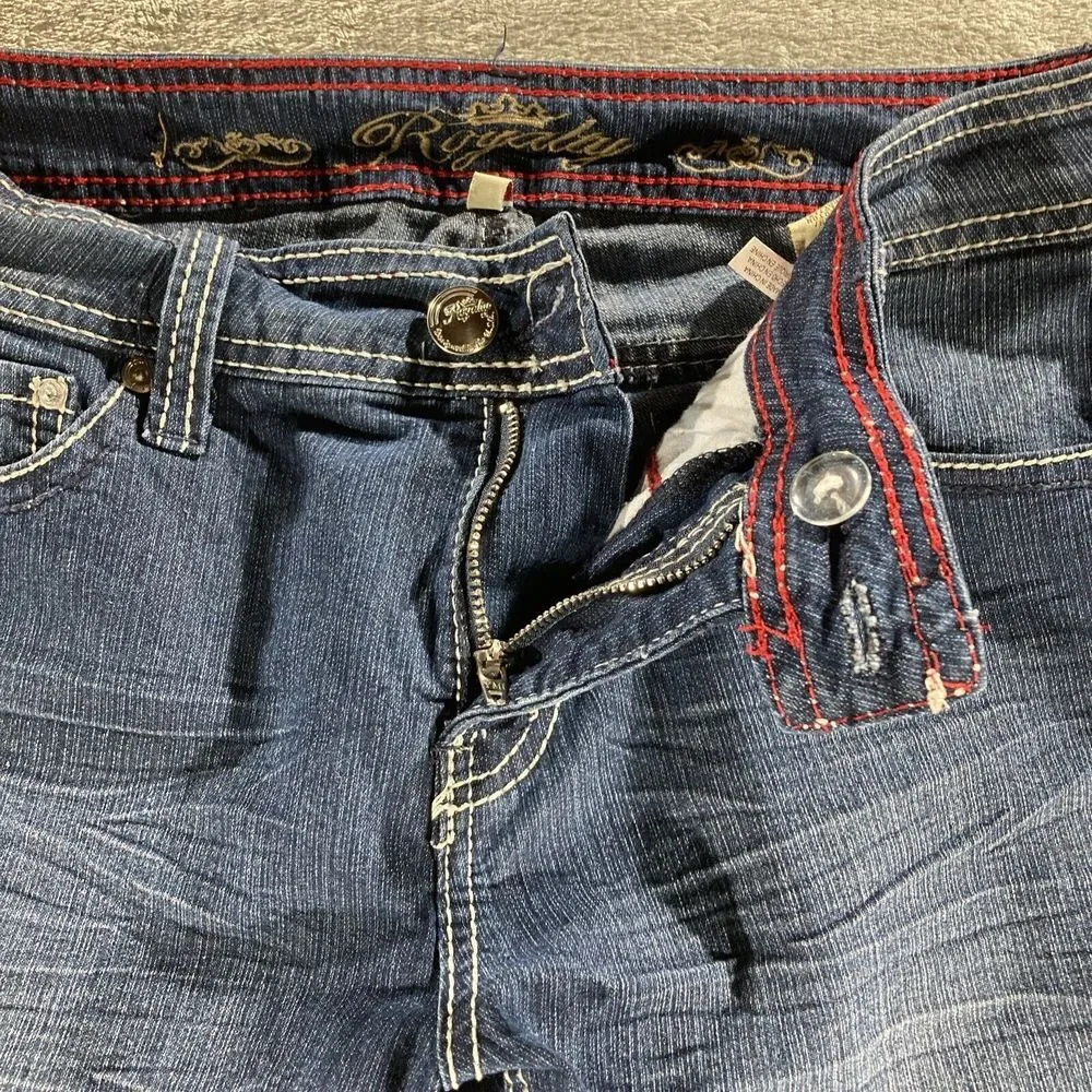 Royalty Jean Shorts‎ Women's Size 8 Dark Wash Cuffed Stretch Large Stitch - Picture 4 of 15